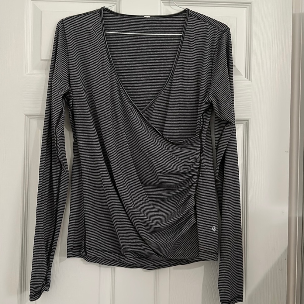 Lululemon long sleeve wrap shirt